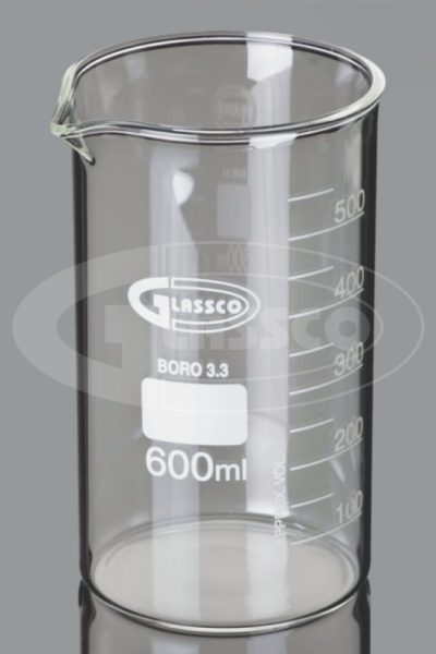 Beakers, Tall form with Spout DIN-ISO